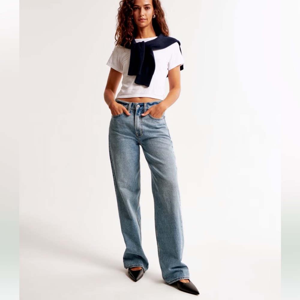 NWT ABERCROMBIE SLOUCHY JEAN MID RISE LONG INSEAM CURVE LOVE